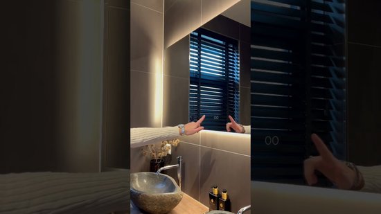 Kiki Badkamerspiegel - 120x60 - LED Verlichting - Verwarming - Zwart - 2 Knopjes - Luxurysanitair
