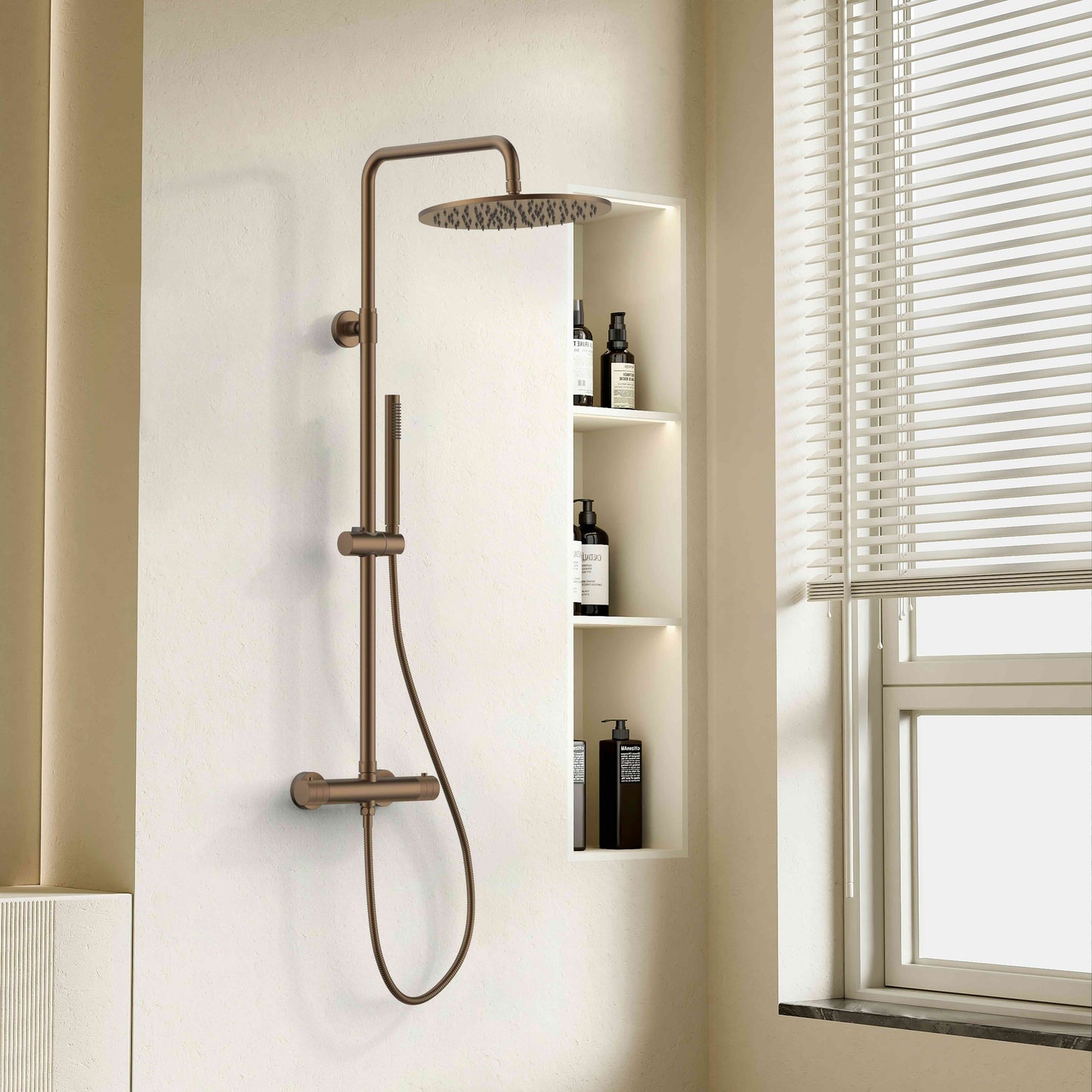 STRIA REGENDOUCHESET - THERMOSTATISCH - COOL TOUCH - HOOFDDOUCHE 30 CM - OPBOUW - KNOPPEN MET VERFIJNDE RIBBELSTRUCTUUR - BRUIN BRONS (PVD)